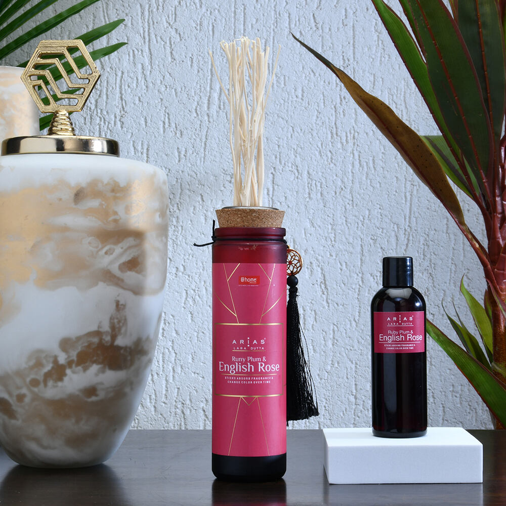Nilkamal Arias by Lara Dutta 100 ml Ruby Plum and English Rose Scented Reed Diffuser (Black)