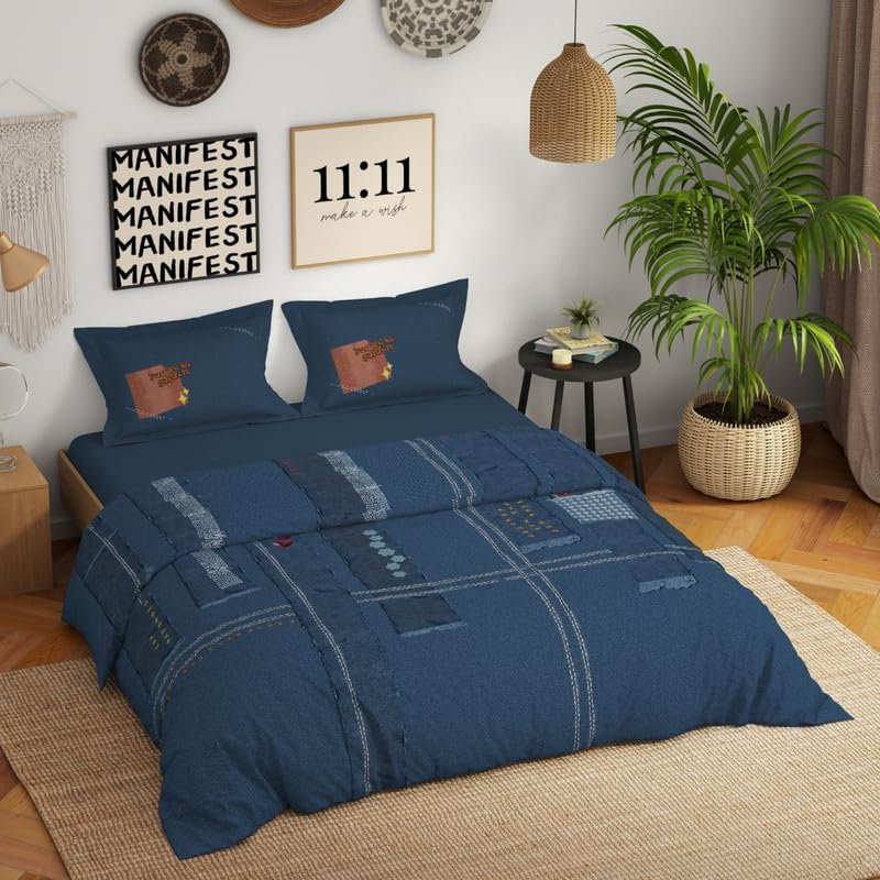 Spaces Genez 100% Cotton 180 TC Percale Character Large Bedsheet with 2 Pillow Covers - 274 x 274 cm, Light Blue