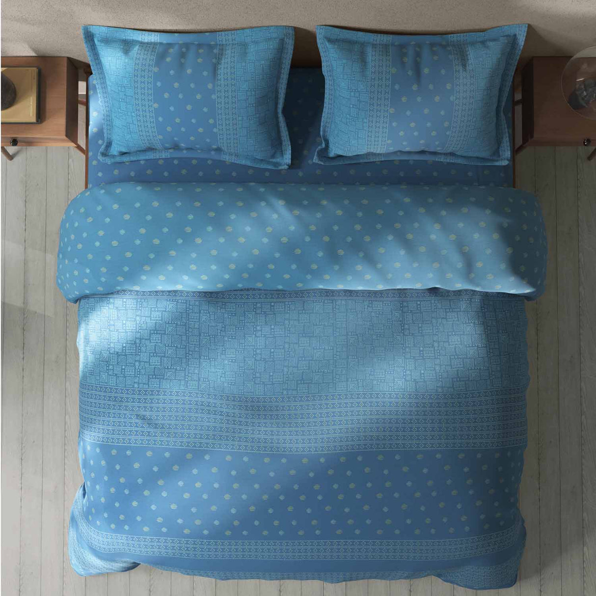 Spaces Fiora 100% Cotton 144 TC Percale Ornate Large Bedsheet with 2 Pillow Covers - 274 x 274 cm, Blue