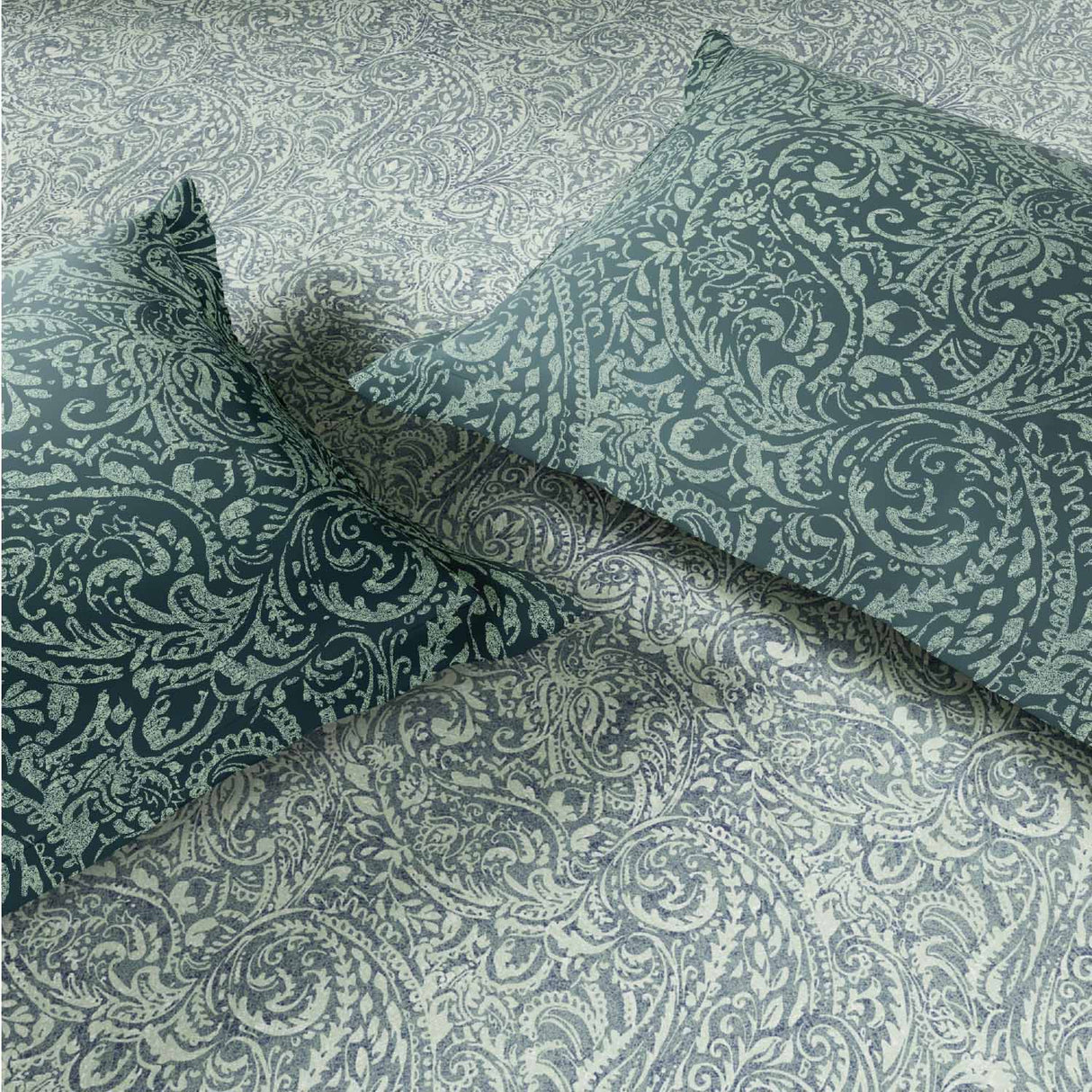 Spaces Fiora 100% Cotton 144 TC Percale Fioral Double Bedsheet with 2 Pillow Covers - 228 x 274 cm, Light Green