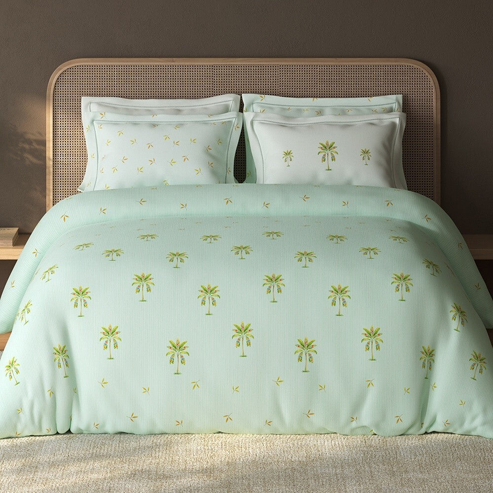 Spaces Sierra Floral 100% Hygro Cotton 210 TC Large Bedsheet with 4 Pillow Covers - 108 x 108 Inches, Light Aqua