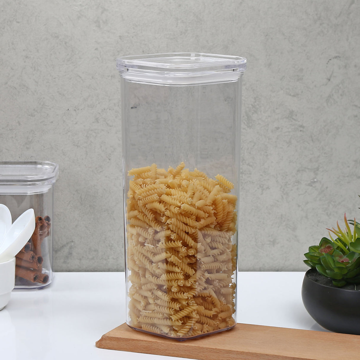 Nilkamal Square Shape 2300 Ml Canister Transparent