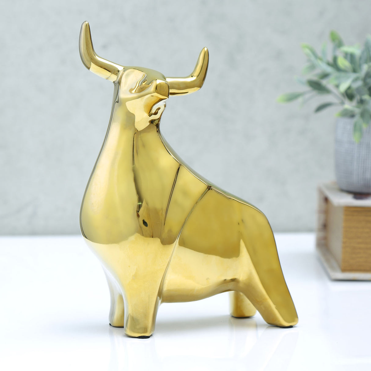 Nilkamal Posing Bull Ceramic Decorative Showpiece Gold
