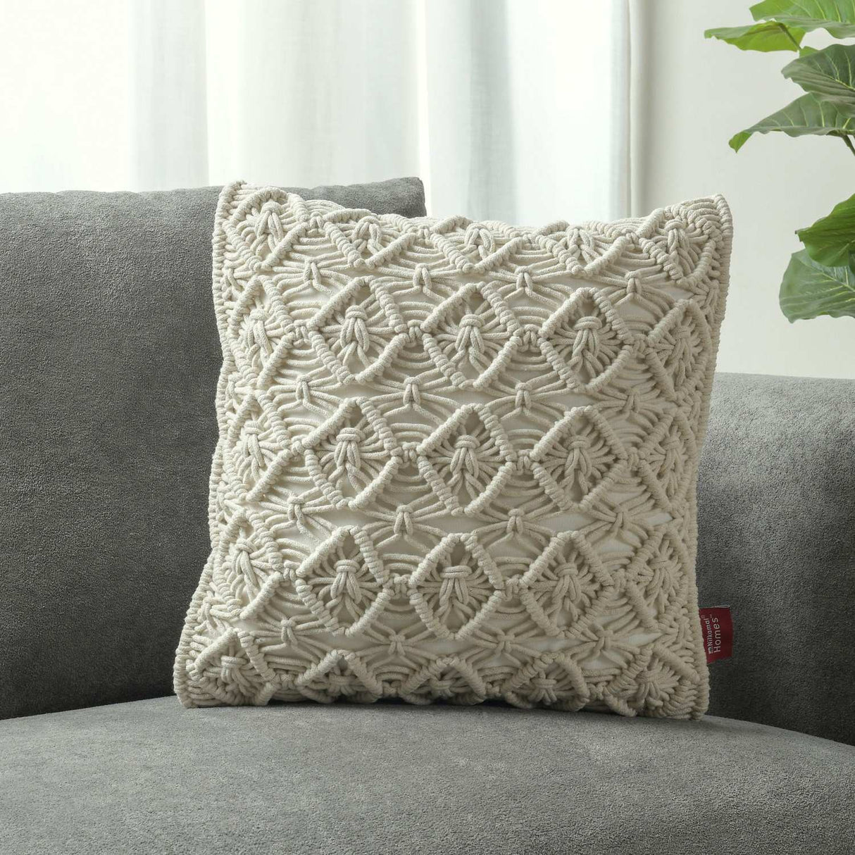 Diamond Pattern Cotton & Polyester 16" x 16" Macrame Cushion Cover (White)