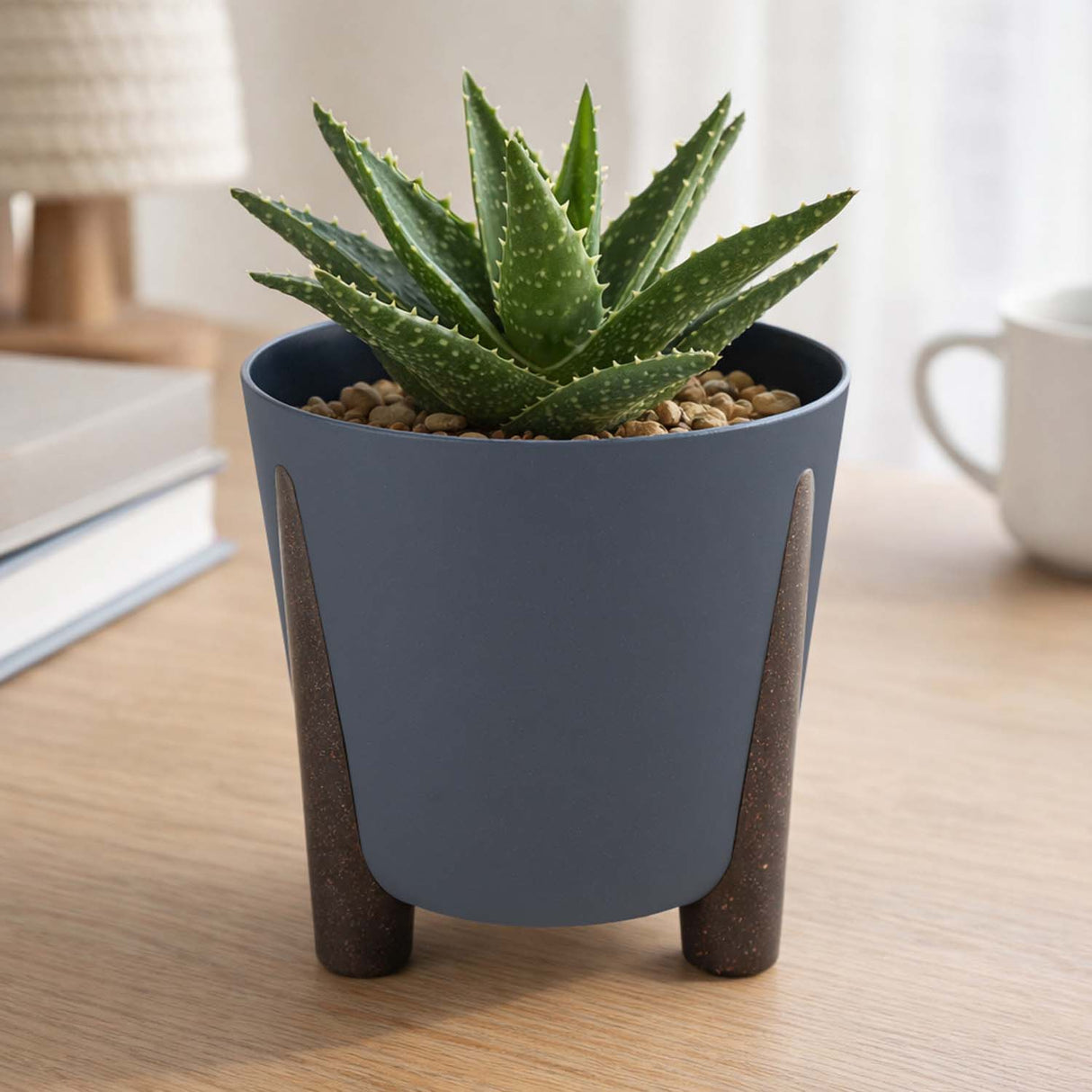 Recycled Classic Trileg Planter- Grey