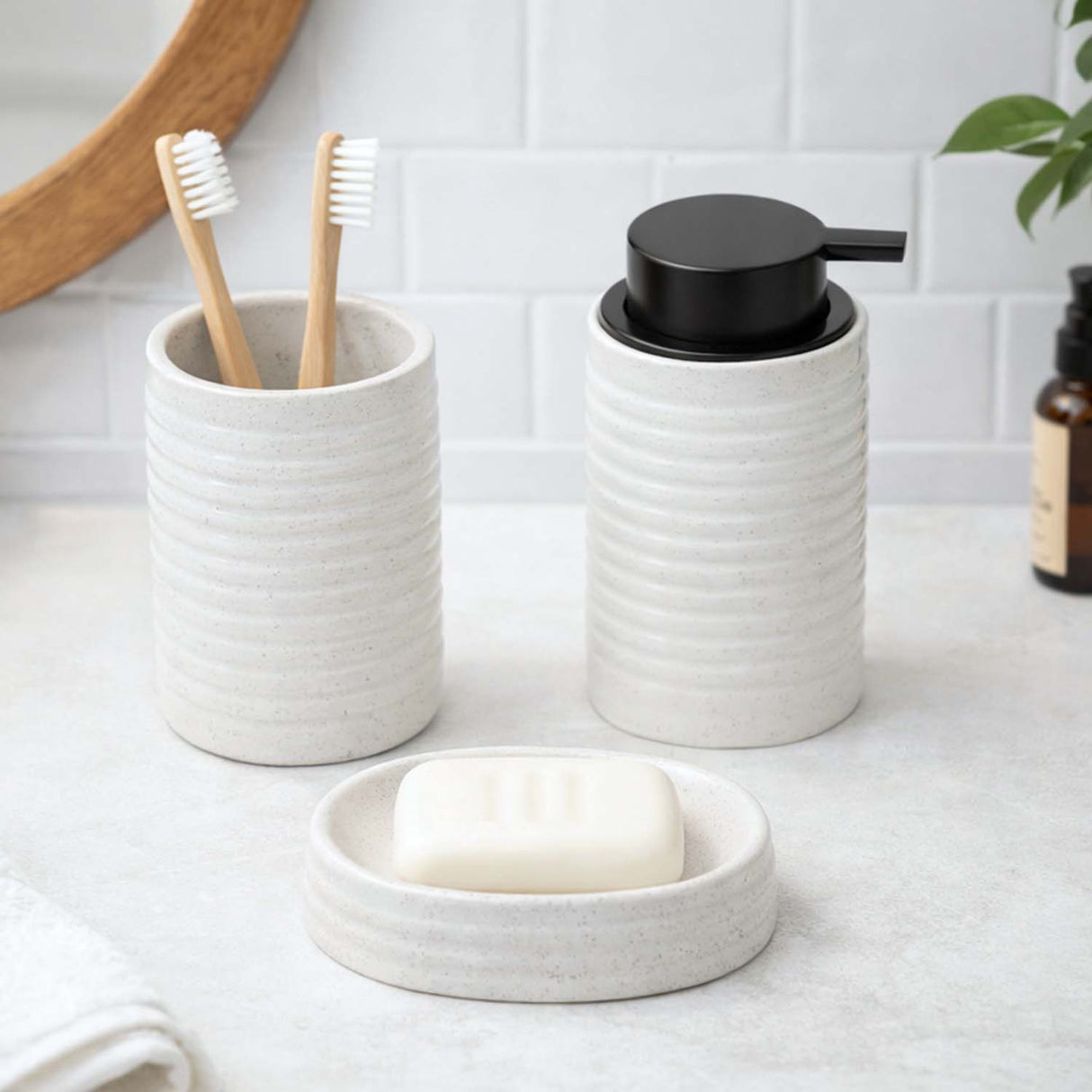 Fluted Stoneware Batch Accessories Set of 3- White