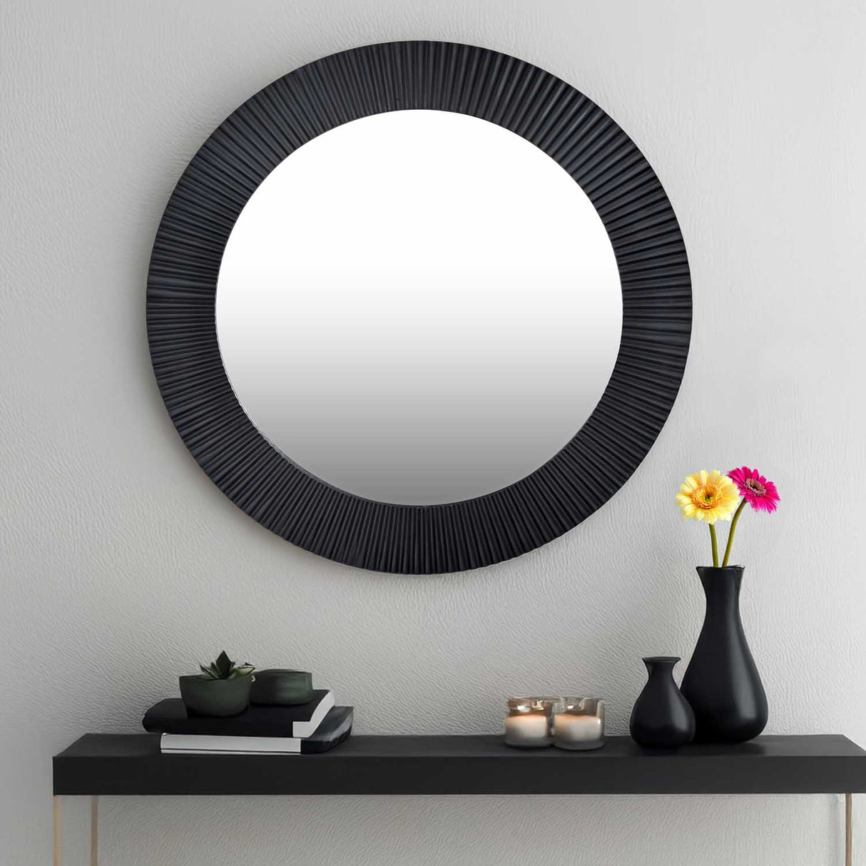 Round Fluted Wall Mirror- Black