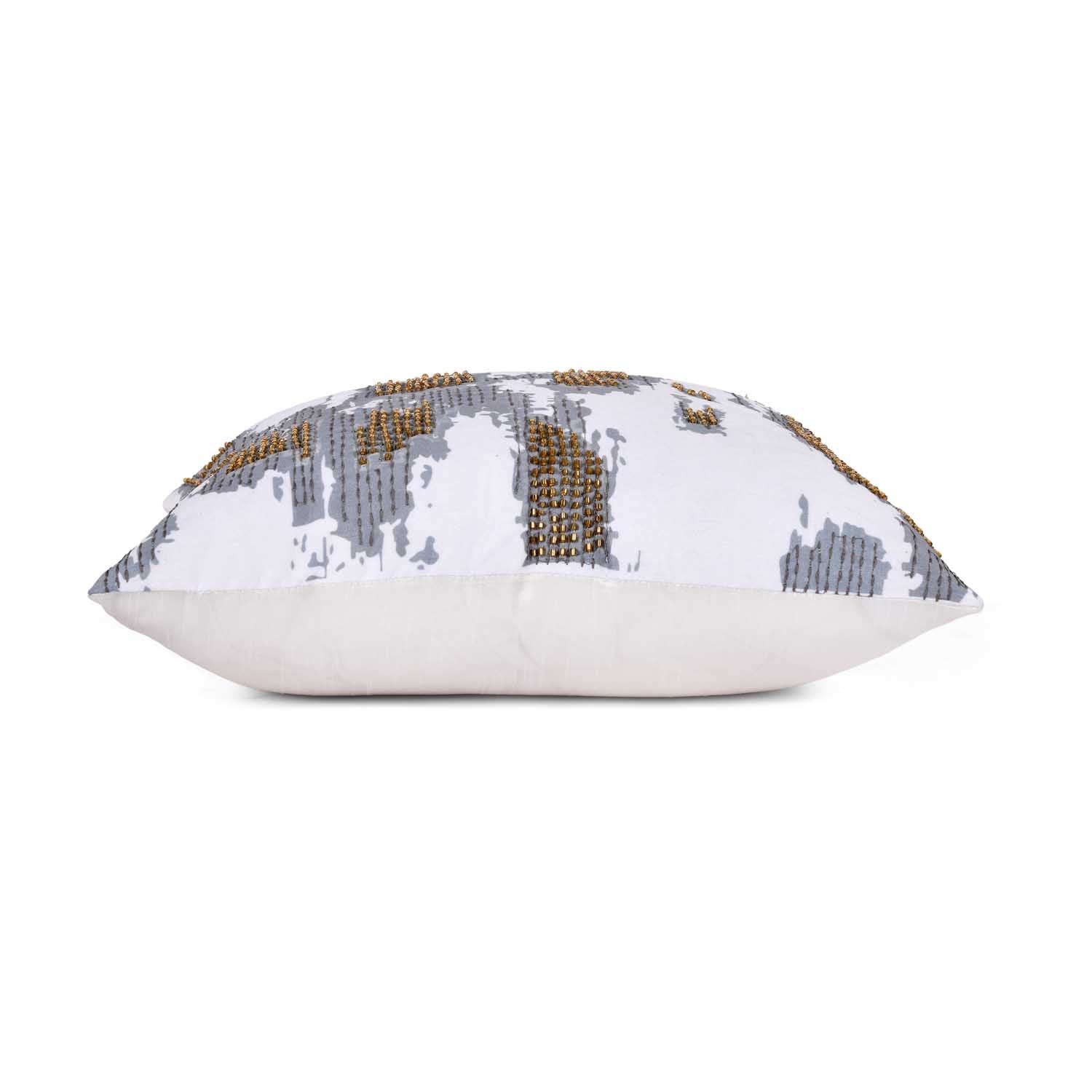 Blur Abstract Pattern Polyester Cushion Cover- Multicolor