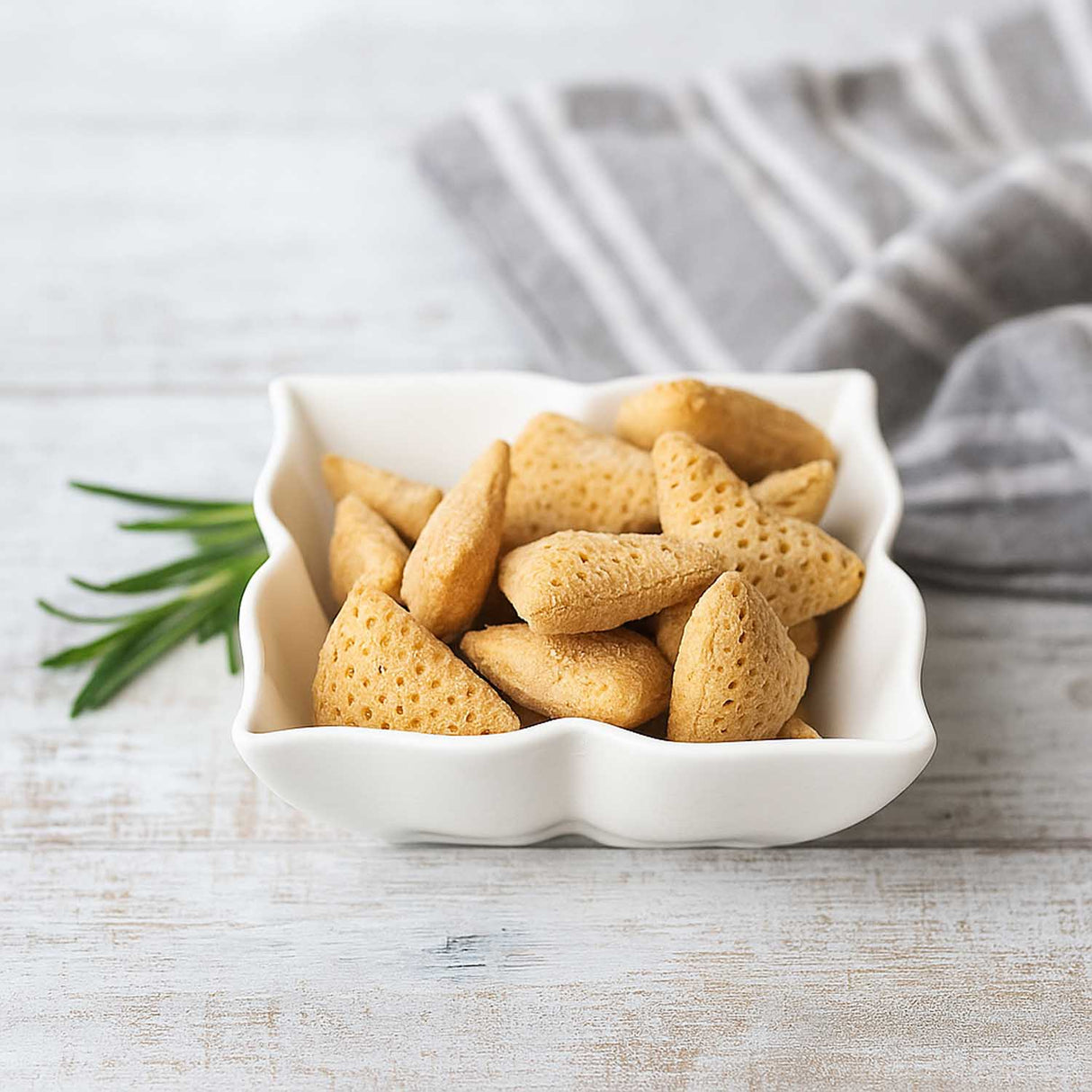 Leafy Ceramic Serving Bowl Set of 2- White