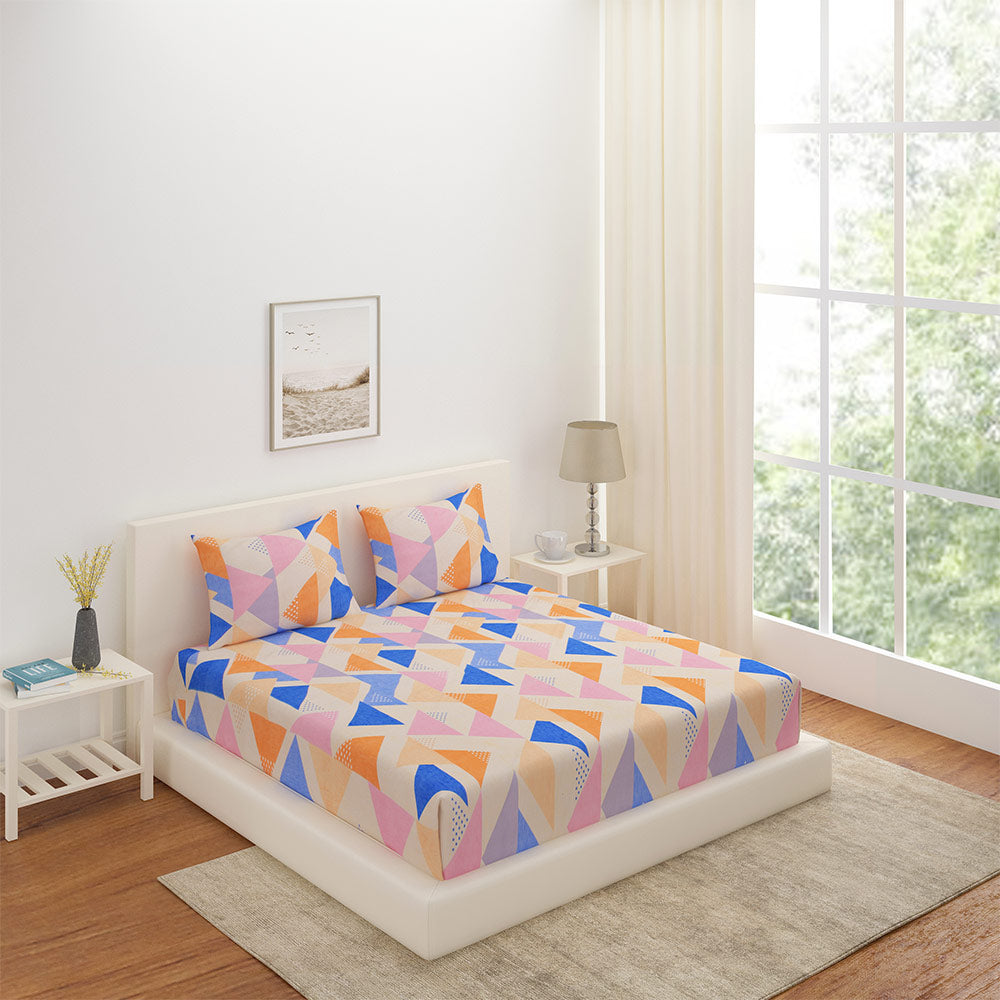 Nilkamal Geometric Polyester King Bedsheet with 2 Pillow Covers (Multicolor)