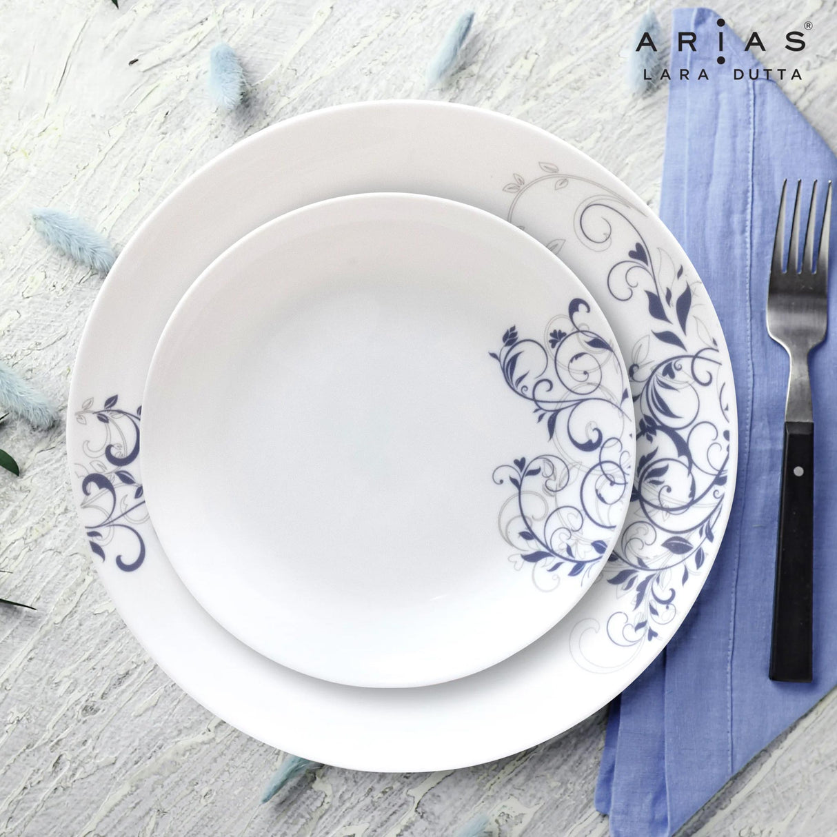 Arias by Lara Dutta Moon Blue Spring Dinner Set - 14 Pieces