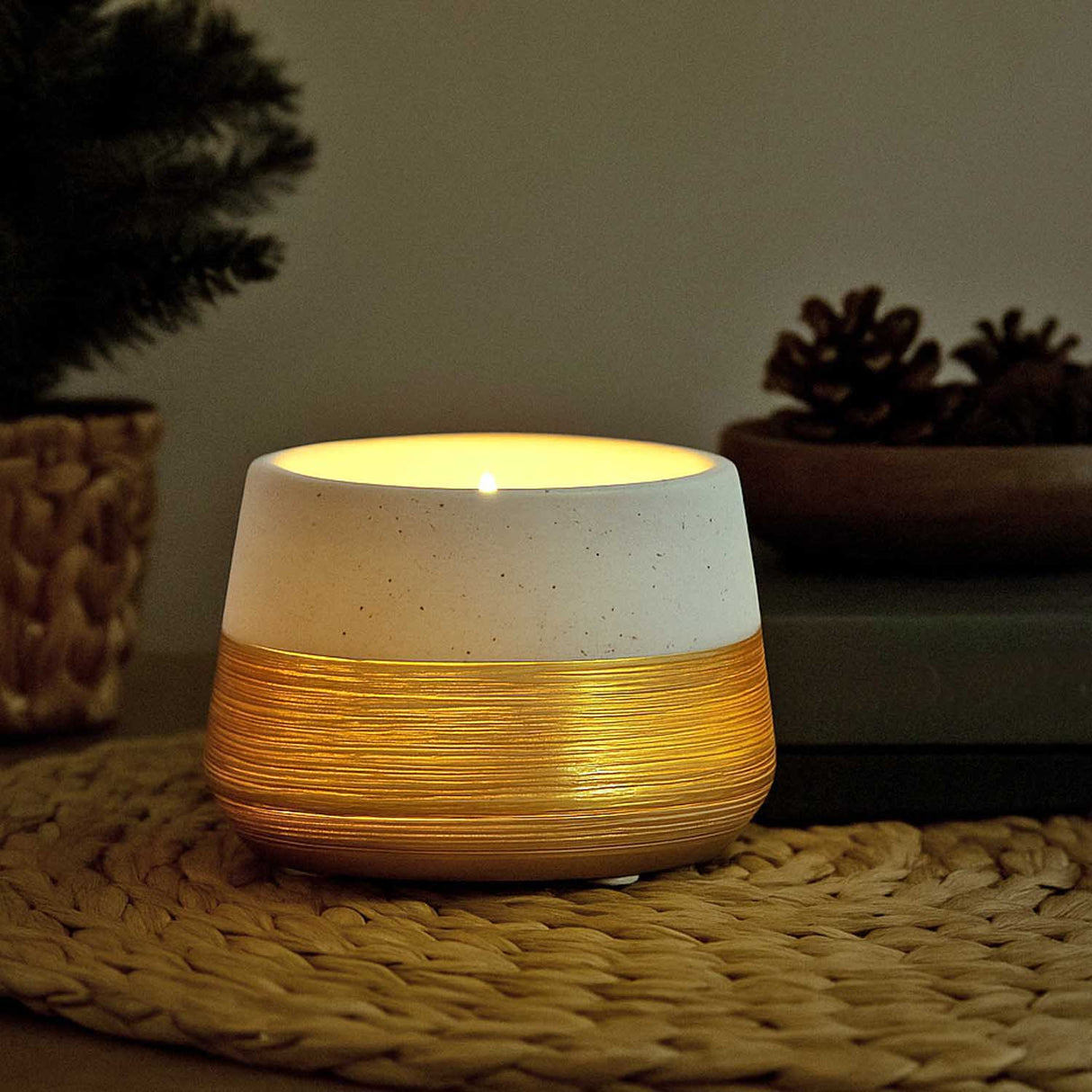 Decorative Glaze Trapeze Ceramic Votive Candle Stand- Cream & Gold