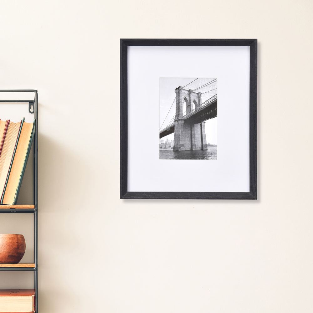 Single MDF Wall Mounted Photo Frame- Black, 5 x 7 Inch