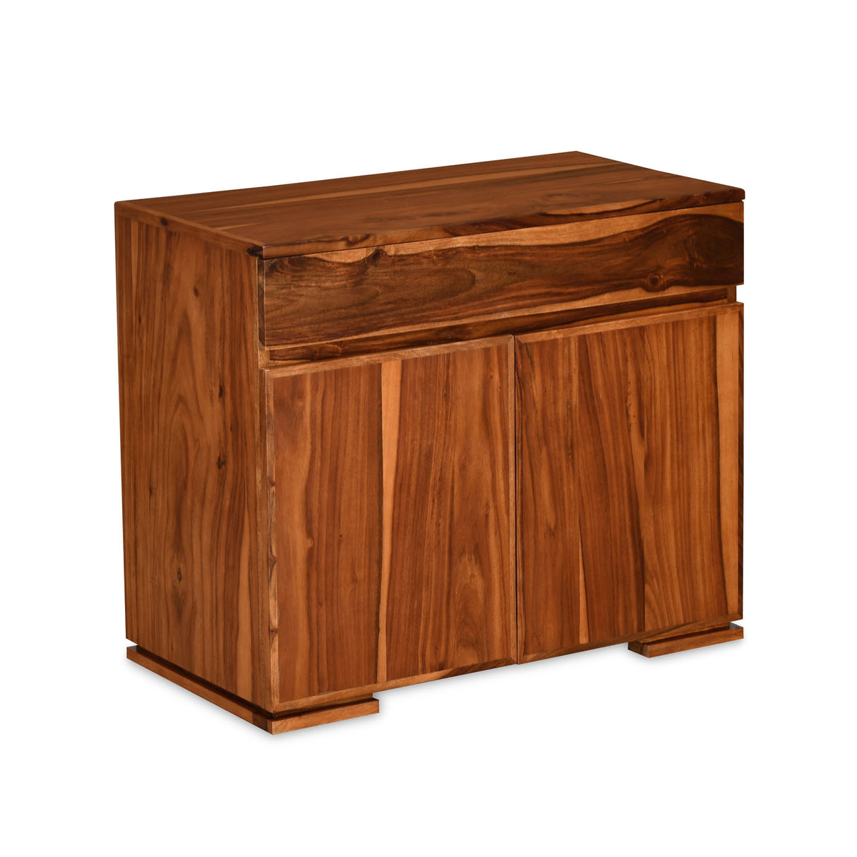 Dewsbury Dresser with Mirror (Walnut)