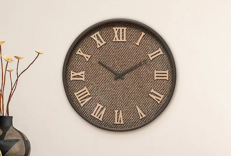 3 Tips On Wall Clock Direction As Per Vastu Shastra