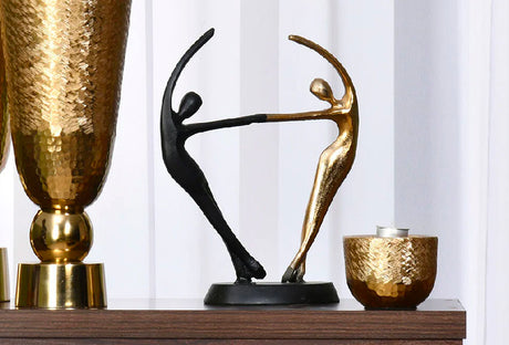 Top gifting ideas for women this year to surprise them with love
