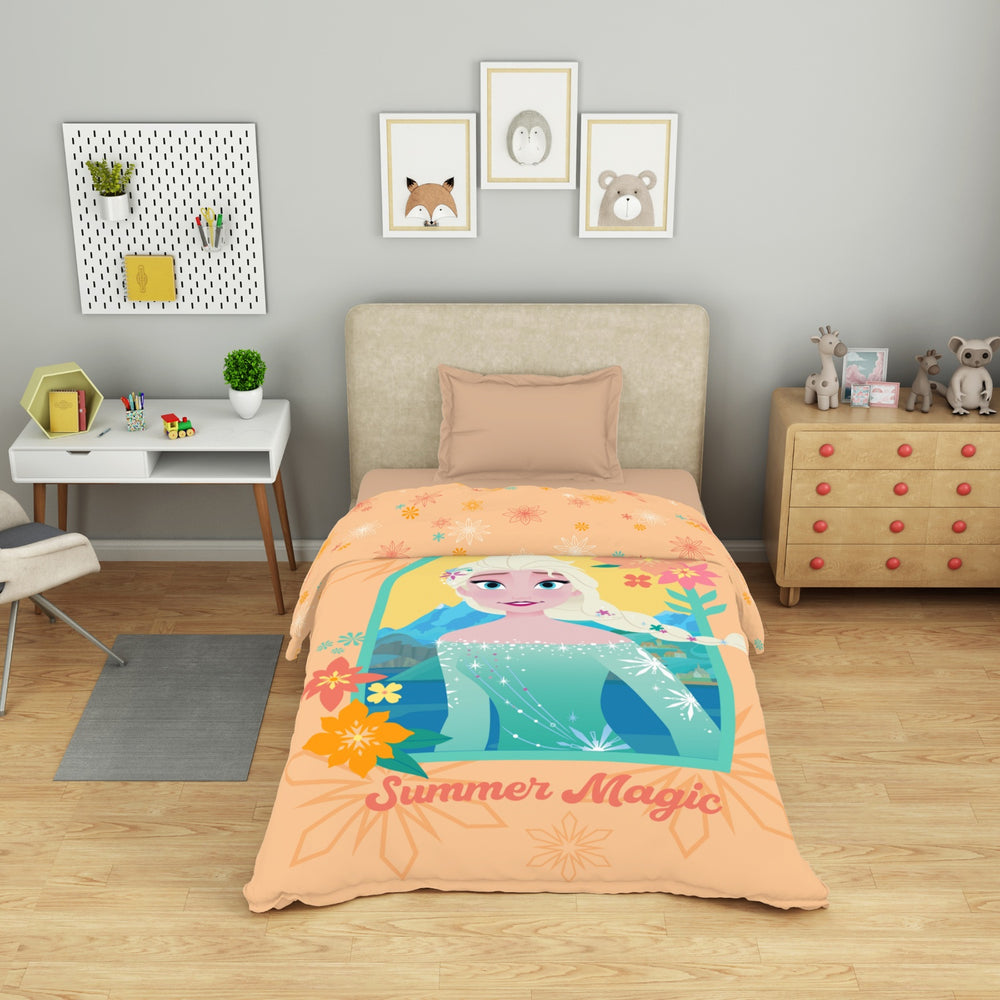 Spaces Disney Frozen 100% Cotton 132 TC Single Quilt - 152 x 228 cm, Light Orange