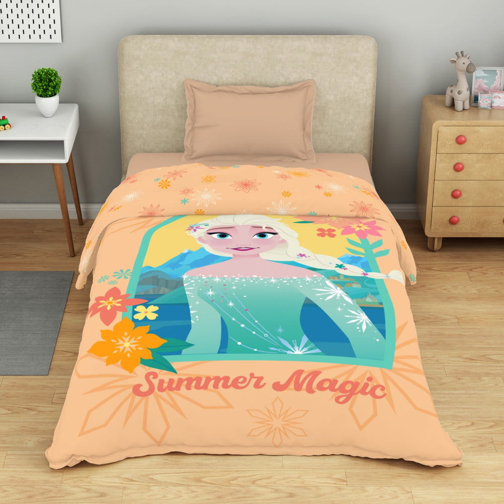 Spaces Disney Frozen 100% Cotton 132 TC Single Quilt - 152 x 228 cm, Light Orange
