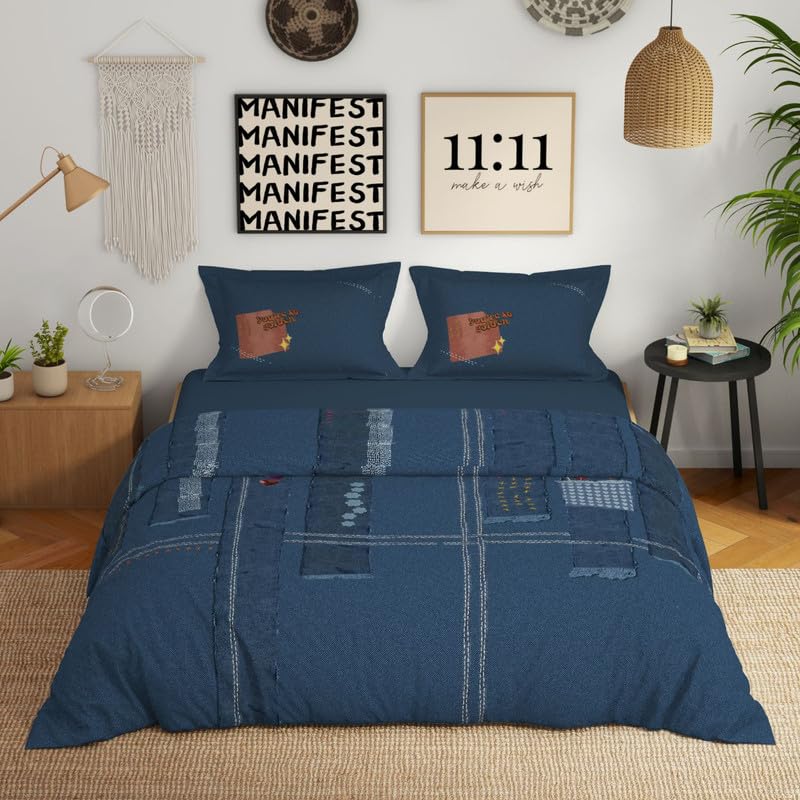 Spaces Genez 100% Cotton 180 TC Percale Character Large Bedsheet with 2 Pillow Covers - 274 x 274 cm, Light Blue