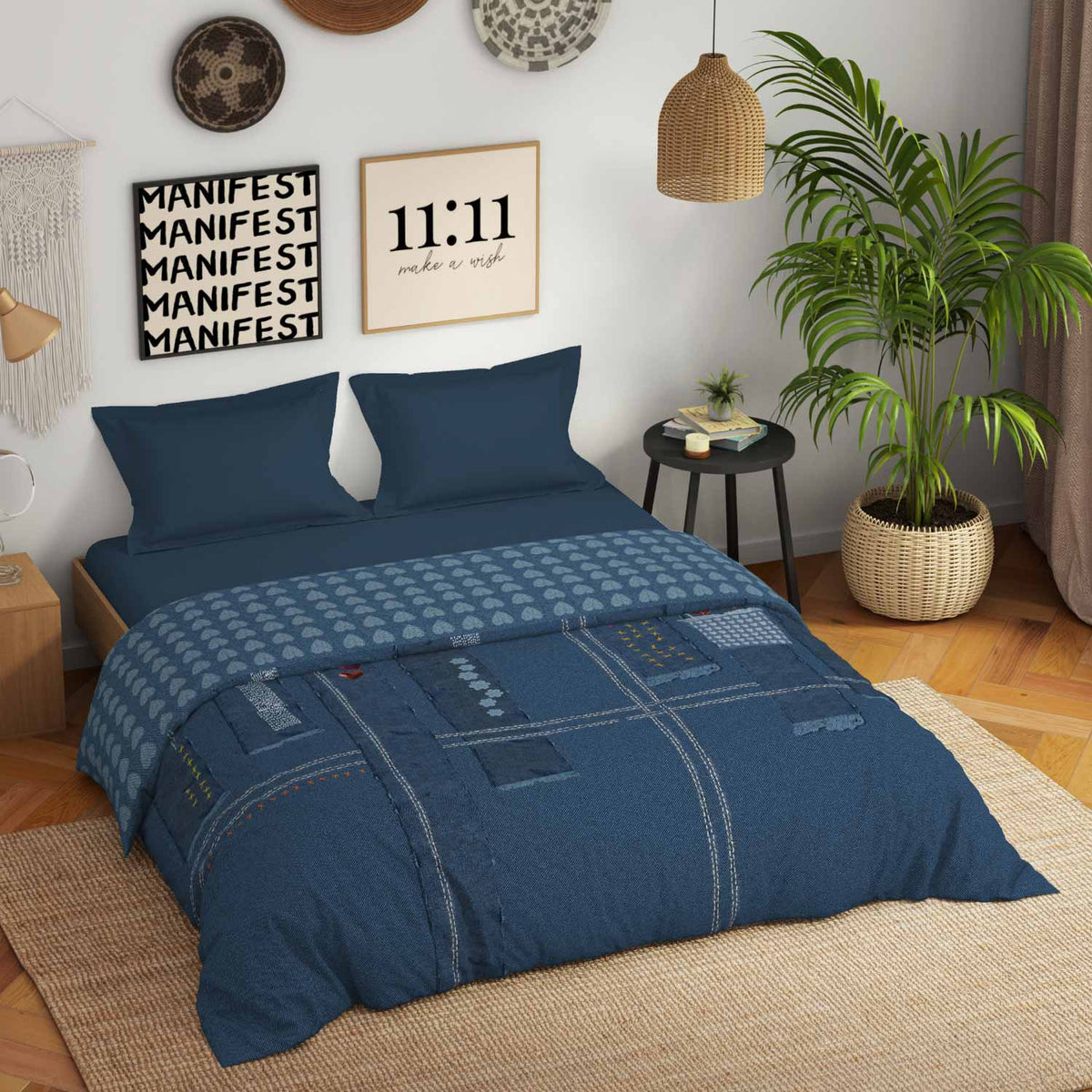 Spaces Genez 100% Cotton 180 TC Printed Double Quilt - 88 x 106 Inches, Light Blue