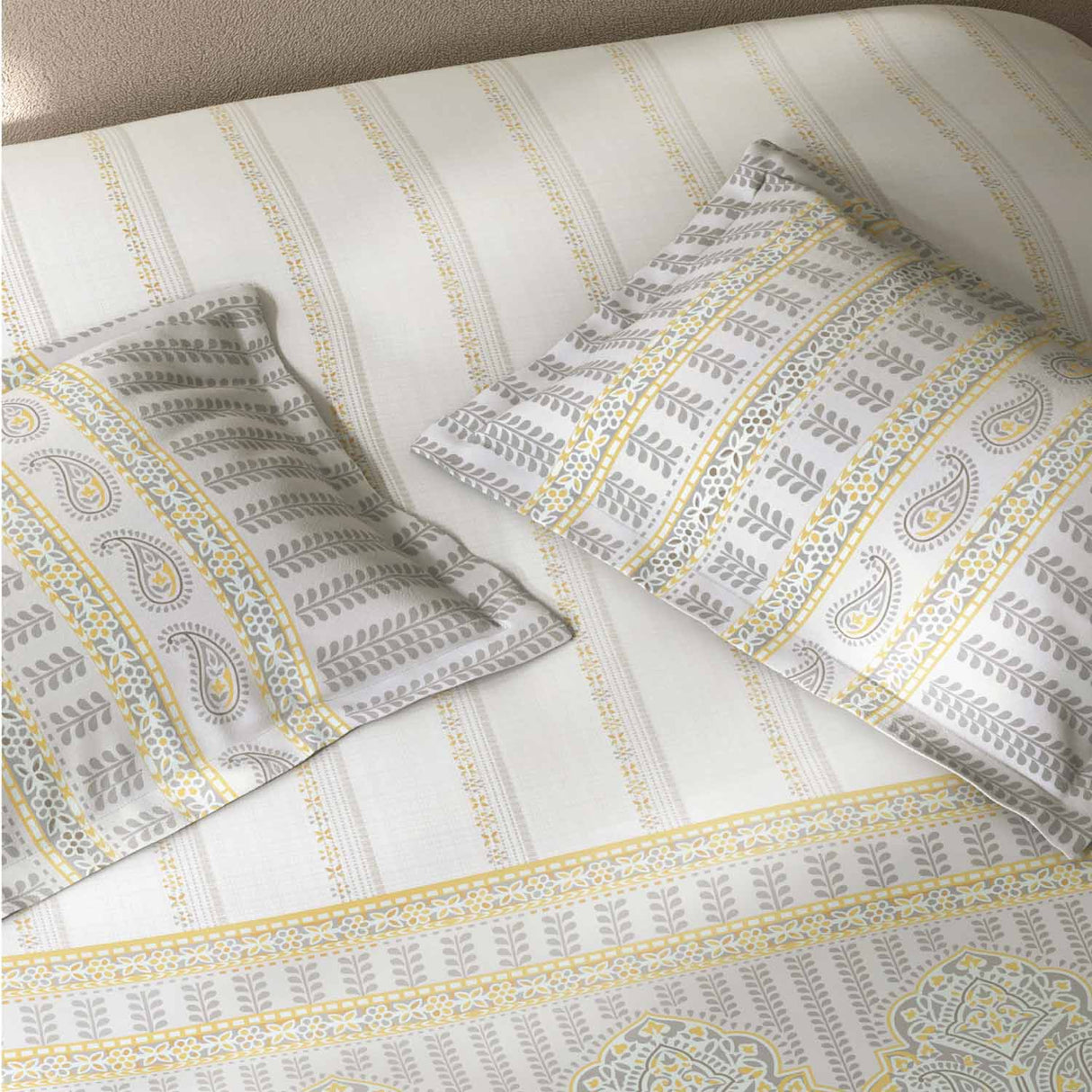 Spaces Fiora 100% Cotton 144 TC Percale Ornate Large Bedsheet with 2 Pillow Covers - 274 x 274 cm, Light Grey