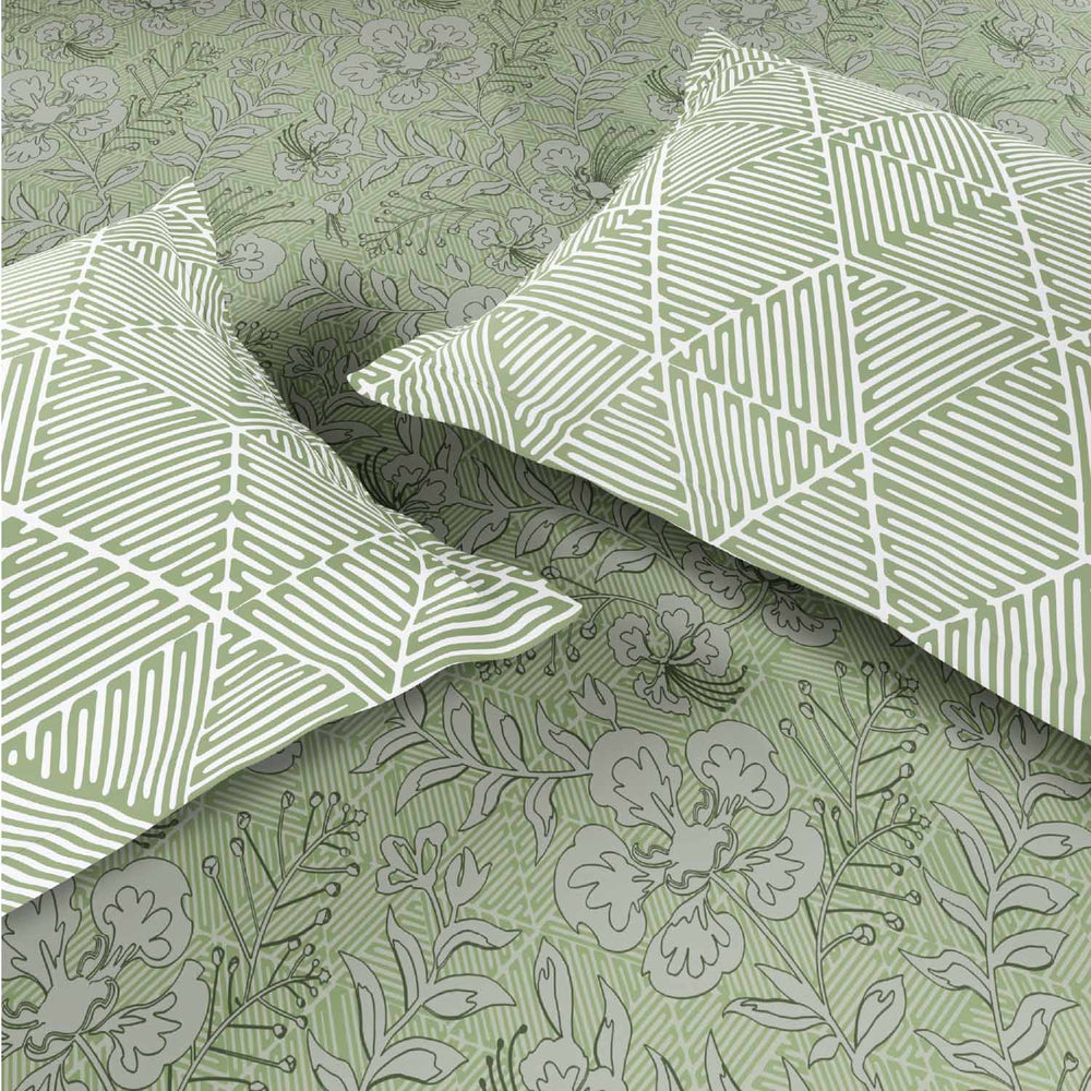 Spaces Fiora 100% Cotton 144 TC Floral Fitted Queen Bedsheet with 2 Pillow Covers - 60 x 78 Inches, Light Green