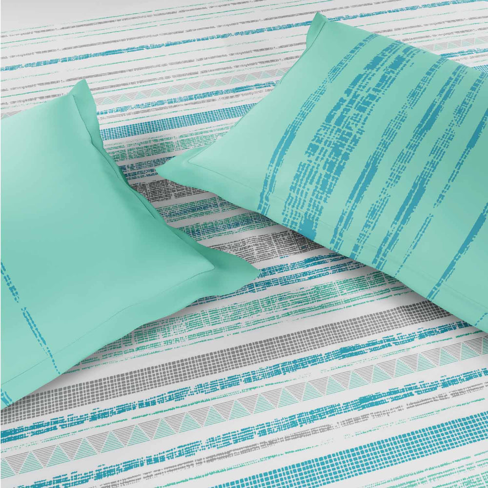 Spaces Fiora 100% Cotton 144 TC Geometric Fitted Queen Bedsheet with 2 Pillow Covers - 60 x 78 Inches, Aqua