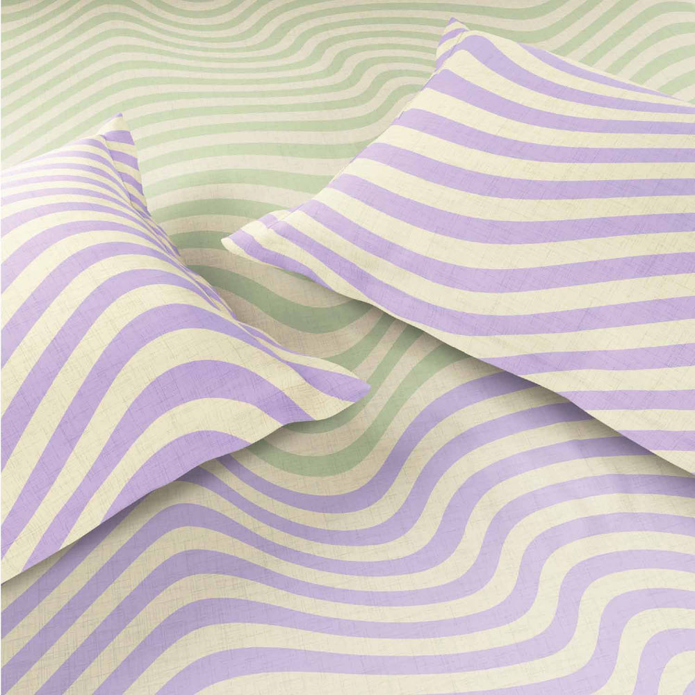 Spaces Neo Paradox 100% Cotton 152 TC Percale Geometric Large Bedsheet with 2 Pillow Covers - 274 x 274 cm, Light Green