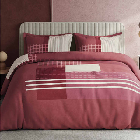 Spaces Avaris Structure Geometric 100% Cotton 210 TC Double Bedsheet with 2 Pillow Covers - 274 x 274 cm, Maroon