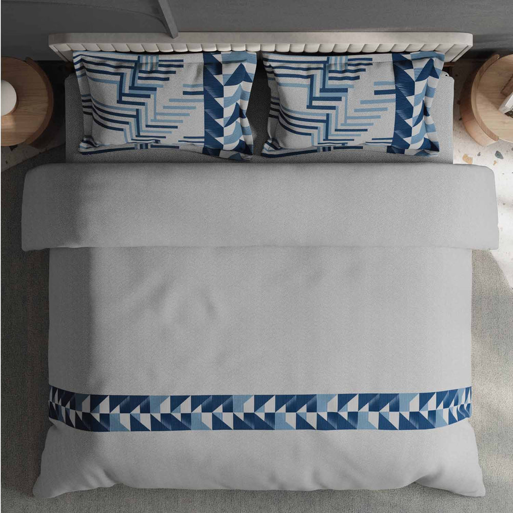 Spaces Avaris Structure Geometric 100% Cotton 210 TC Double Bedsheet with 2 Pillow Covers - 274 x 274 cm, Light Grey