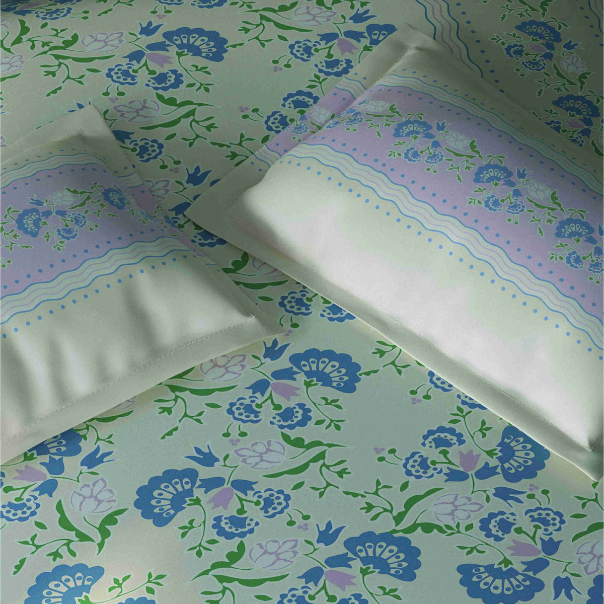 Spaces Aurum Floral Polycotton 132 TC Double Bedsheet with 2 Pillow Covers - 88 x 100 Inches, Cream