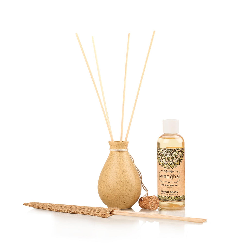 IRIS Amogha Lemon Grass Reed Diffuser Set