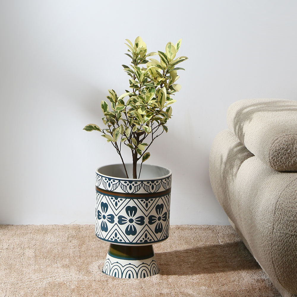 Nilkamal Floral Design Decorative Dolomite Planter (Blue & White)