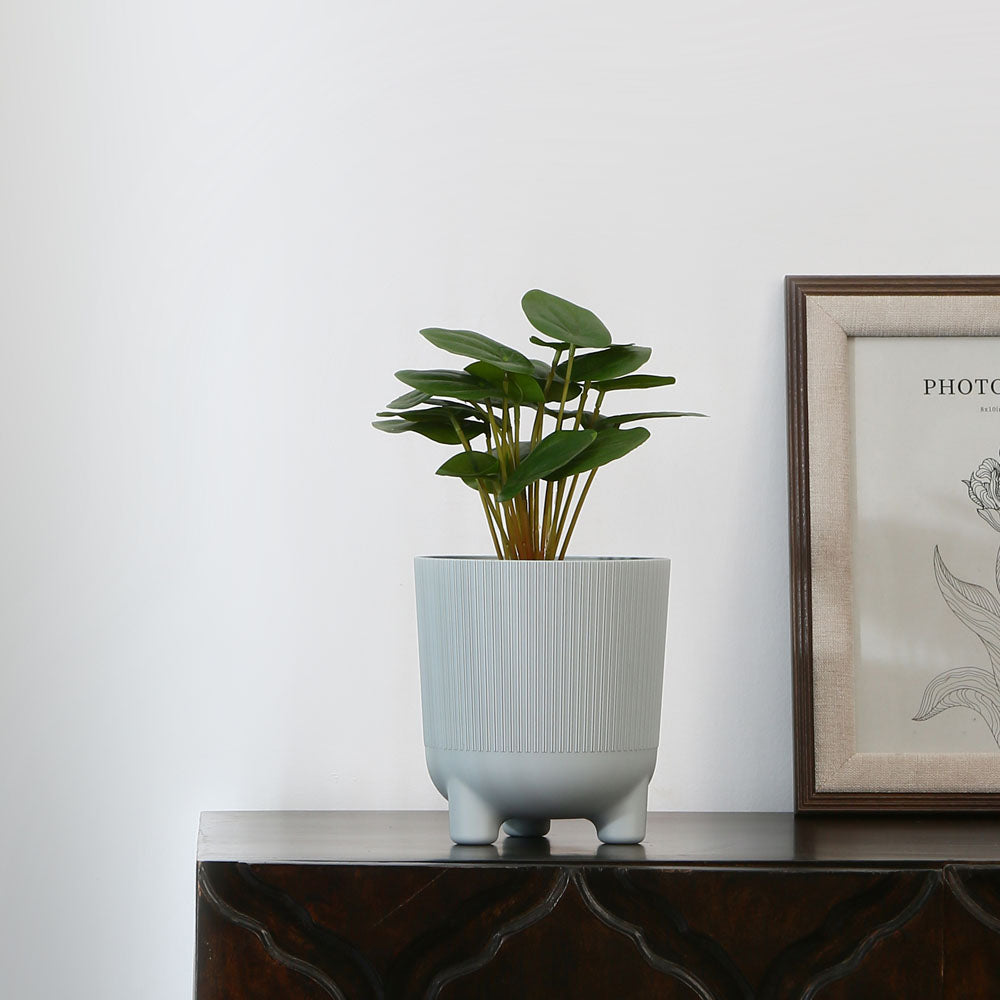 Fluted Design Polypropylene Mini Planter- Grey