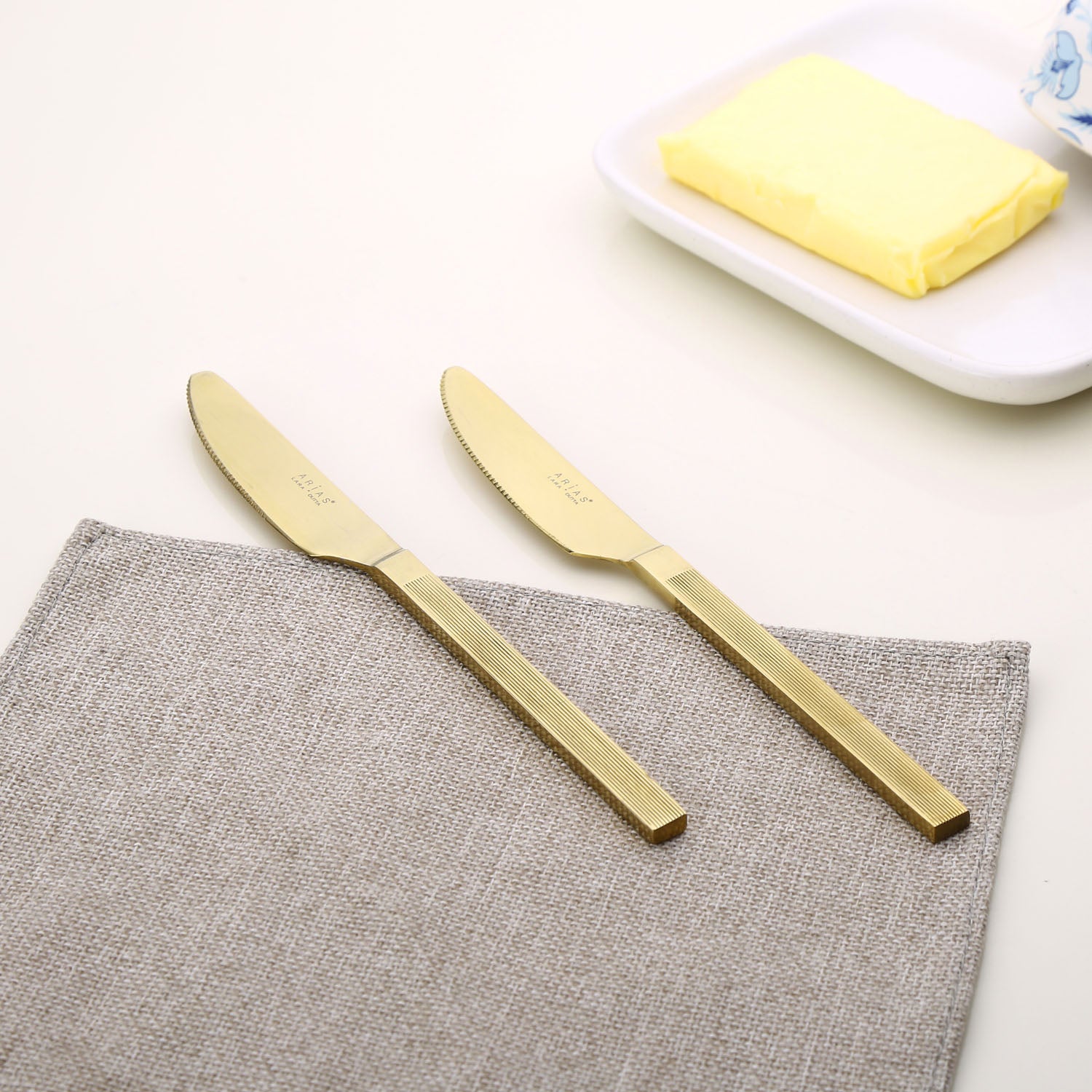 Arias by Lara Dutta Gold Rush Stainless Steel Knife Set of 2