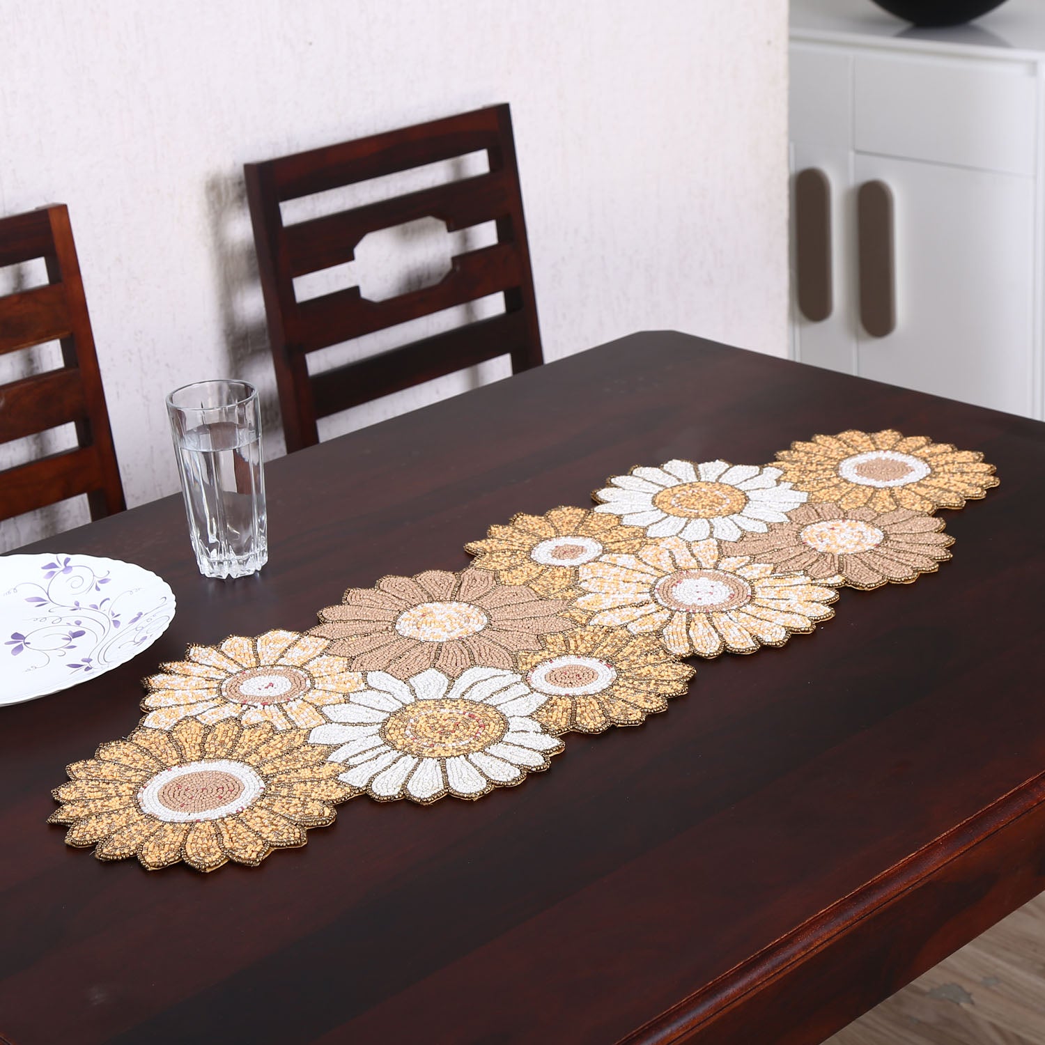 Decorative Floral Beaded Table Runner (Multicolor) – Nilkamal Homes