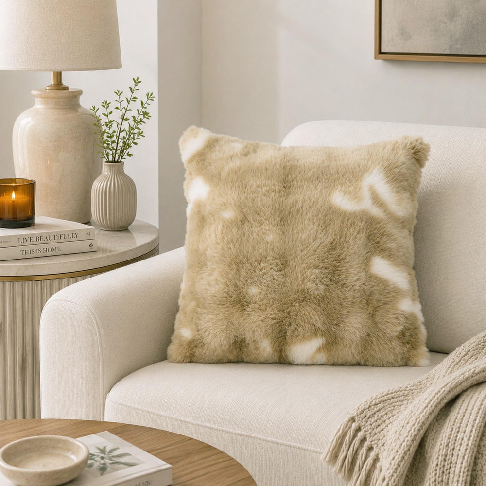Soft Fur Polyester 20'' x 20