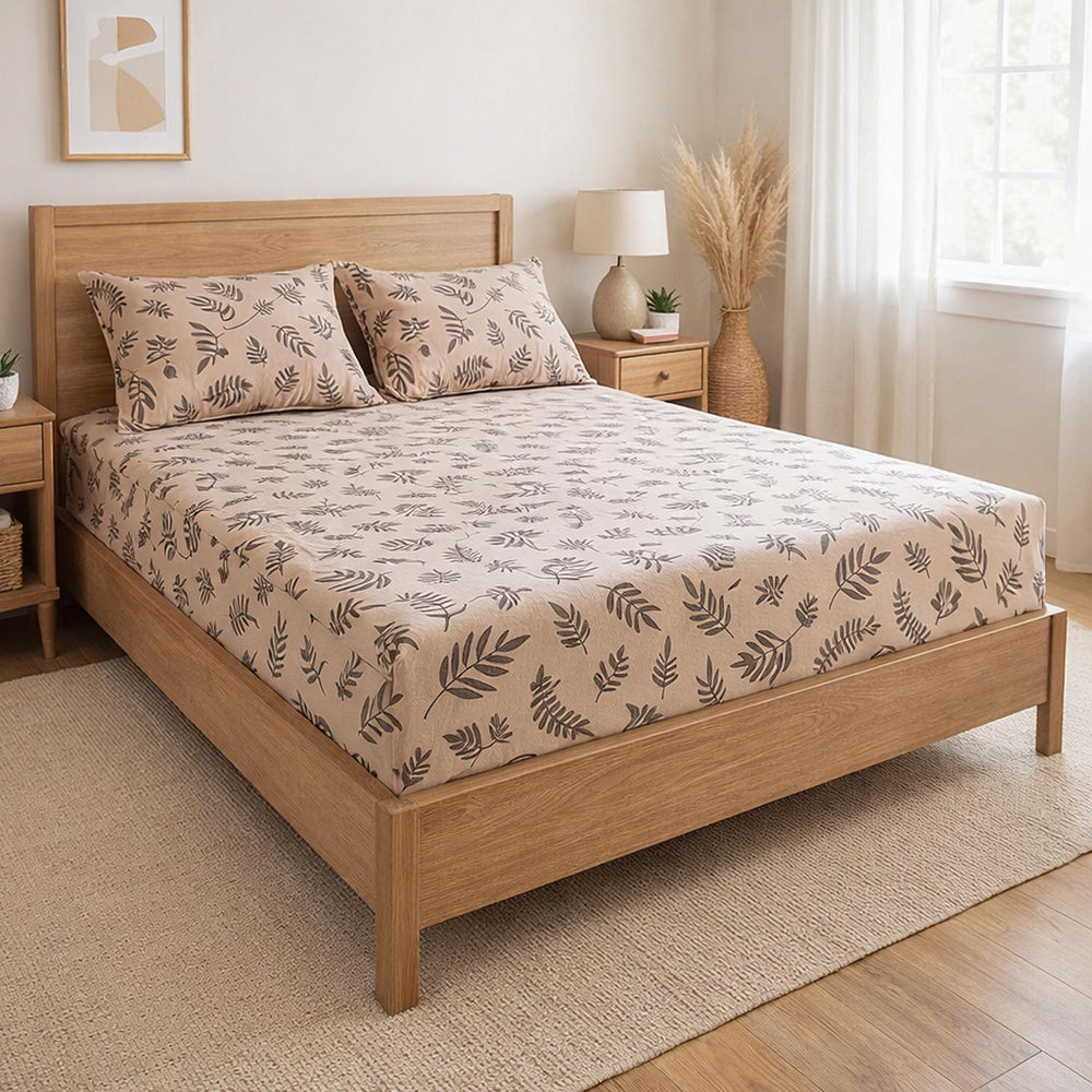 Leaves Pattern Polyester King Bedsheet with Pillow Covers- Multicolor