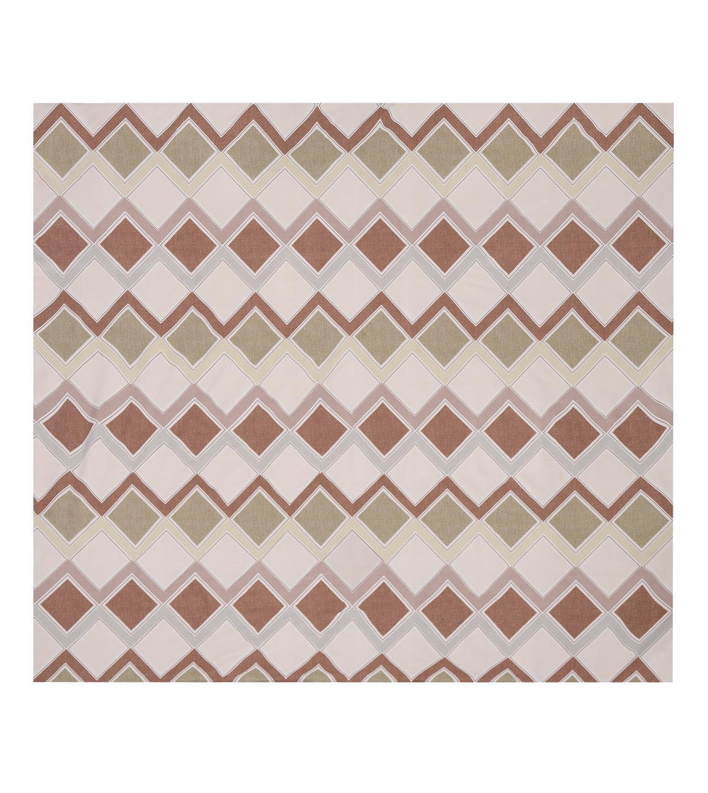 Diamond Pattern Polyester King Bedsheet with Pillow Covers- Multicolor