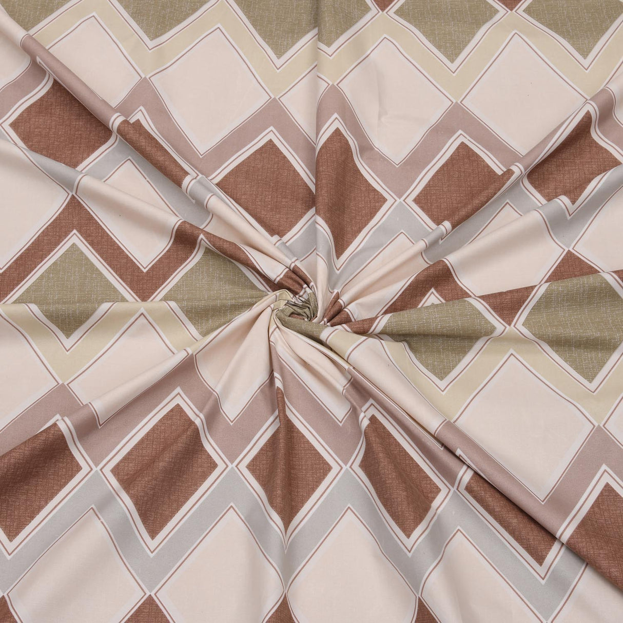 Diamond Pattern Polyester King Bedsheet with Pillow Covers- Multicolor