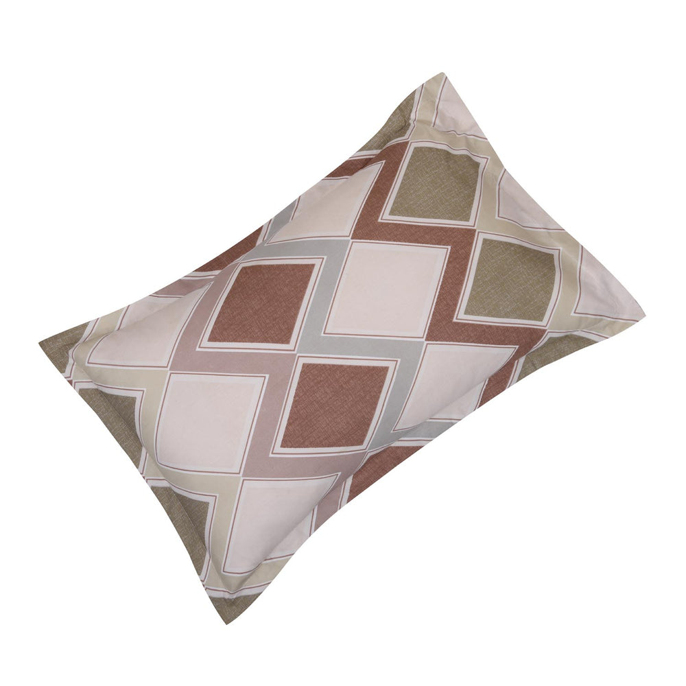 Diamond Pattern Polyester King Bedsheet with Pillow Covers- Multicolor