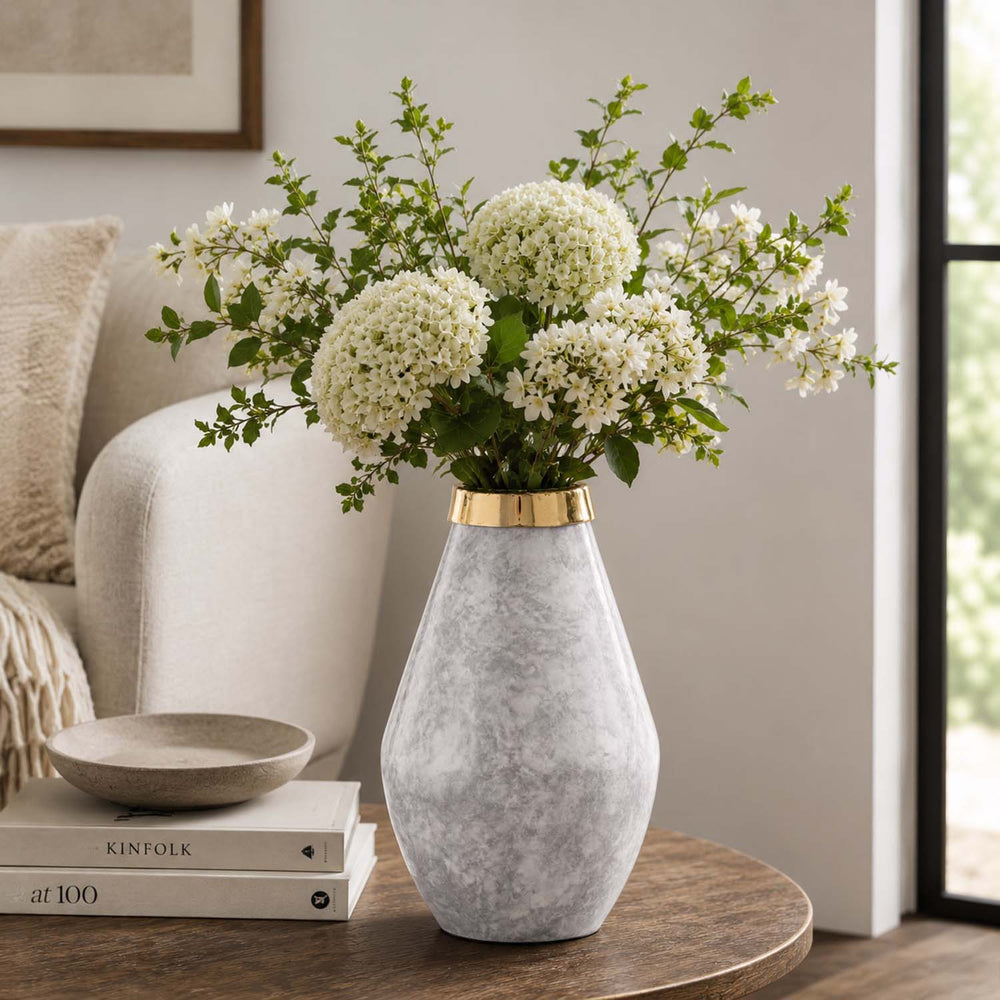 Bulb Shaped Metal Vase- White & Gold