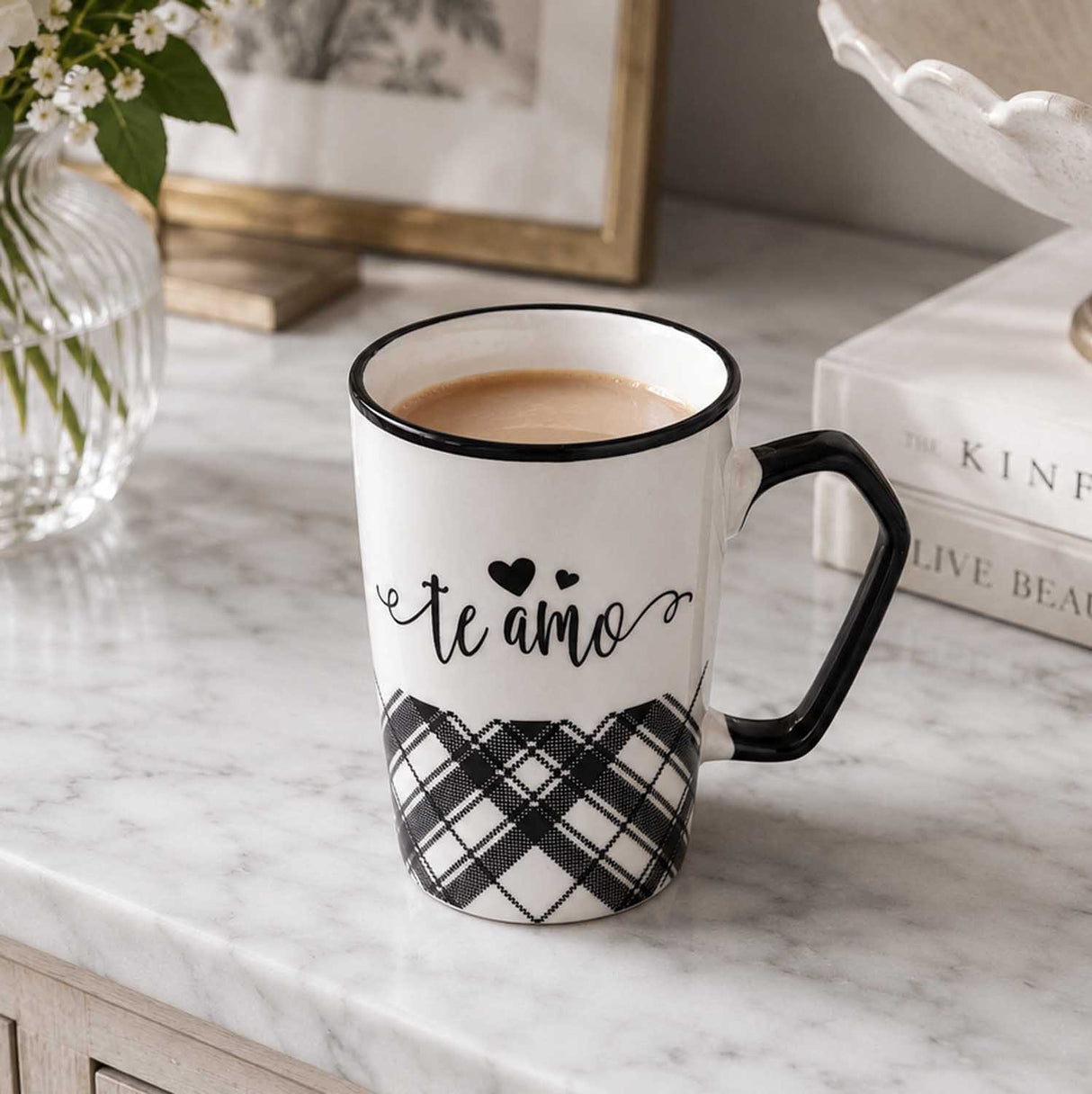 Te Amo Printed 450 ml Ceramic Coffee Mug- Black & White