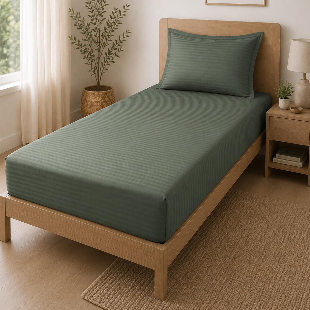 Solid Polyester Single Bedsheet with 1 Pillow Cover- Green