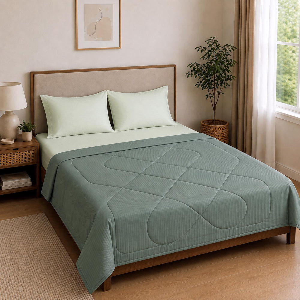 Solid Polyester Double Comforter- Green
