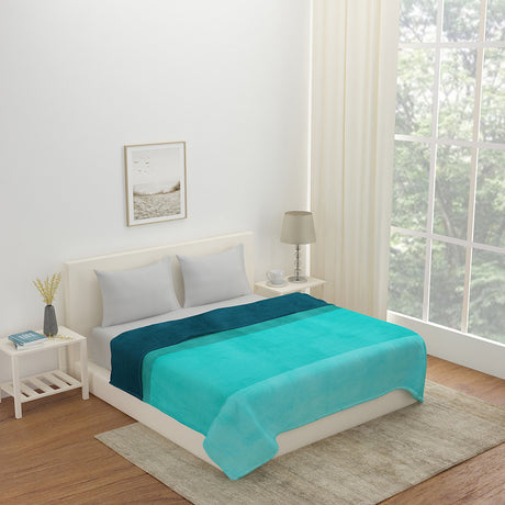 Nilkamal Arliss Gradation Polyester Double Blanket (Green)